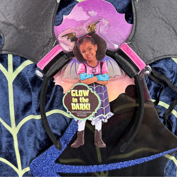 Girls Vampirina Costume Size 4-6X Bootiful Dress, Wings & Headband Glow In Dark - Picture 10 of 15